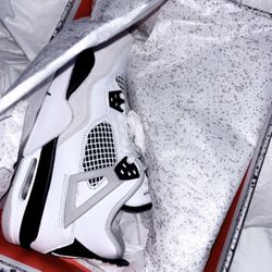 Military black jordan 4 