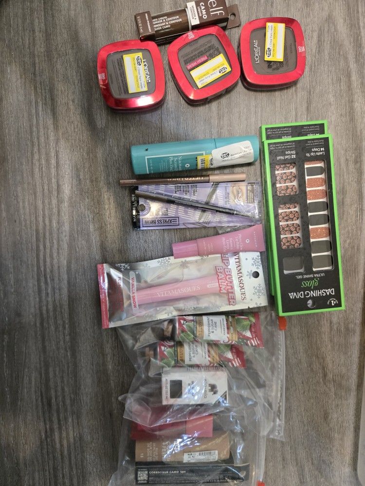 $10 Makeup & Nail Beauty Bundle โ Big Mix of Brand Name Items!