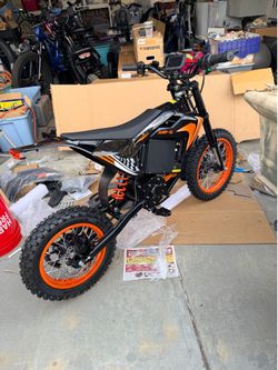 Aipas S1 Amp Emoto 50 MPh like brand new