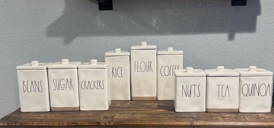 Rae Dunn canister set