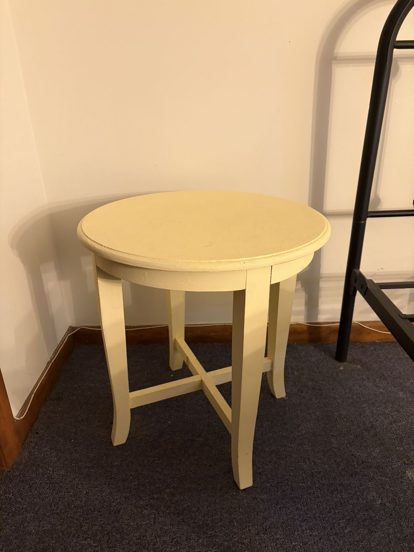 End table