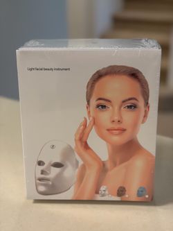 Red Light Therapy For Fave Repair Treatment