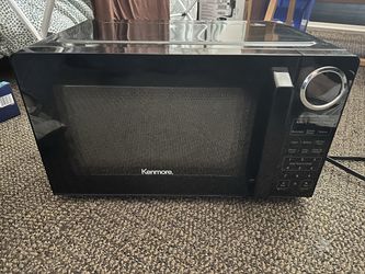 Kenmore 0.9 cu-ft microwave