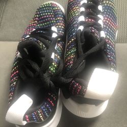 Nike Youth Tennis Shoes SZ 12C $17