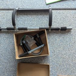Free Pull Up Bar