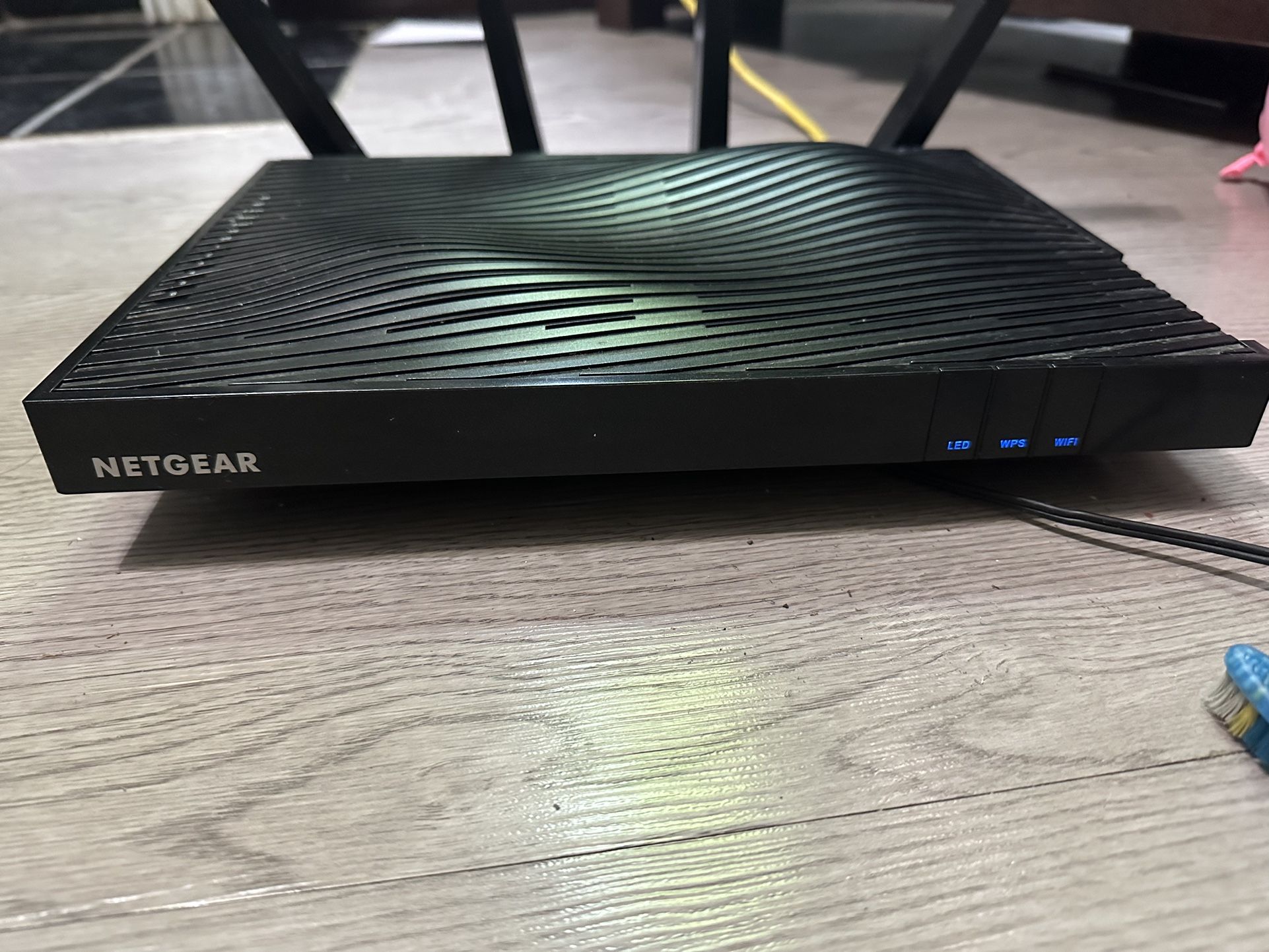 NETGEAR AC5300 Nighthawk X8 Tri-Band WiFi Router 