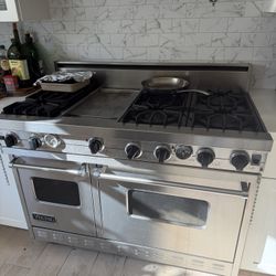 48inch Viking Range  With Griddle 