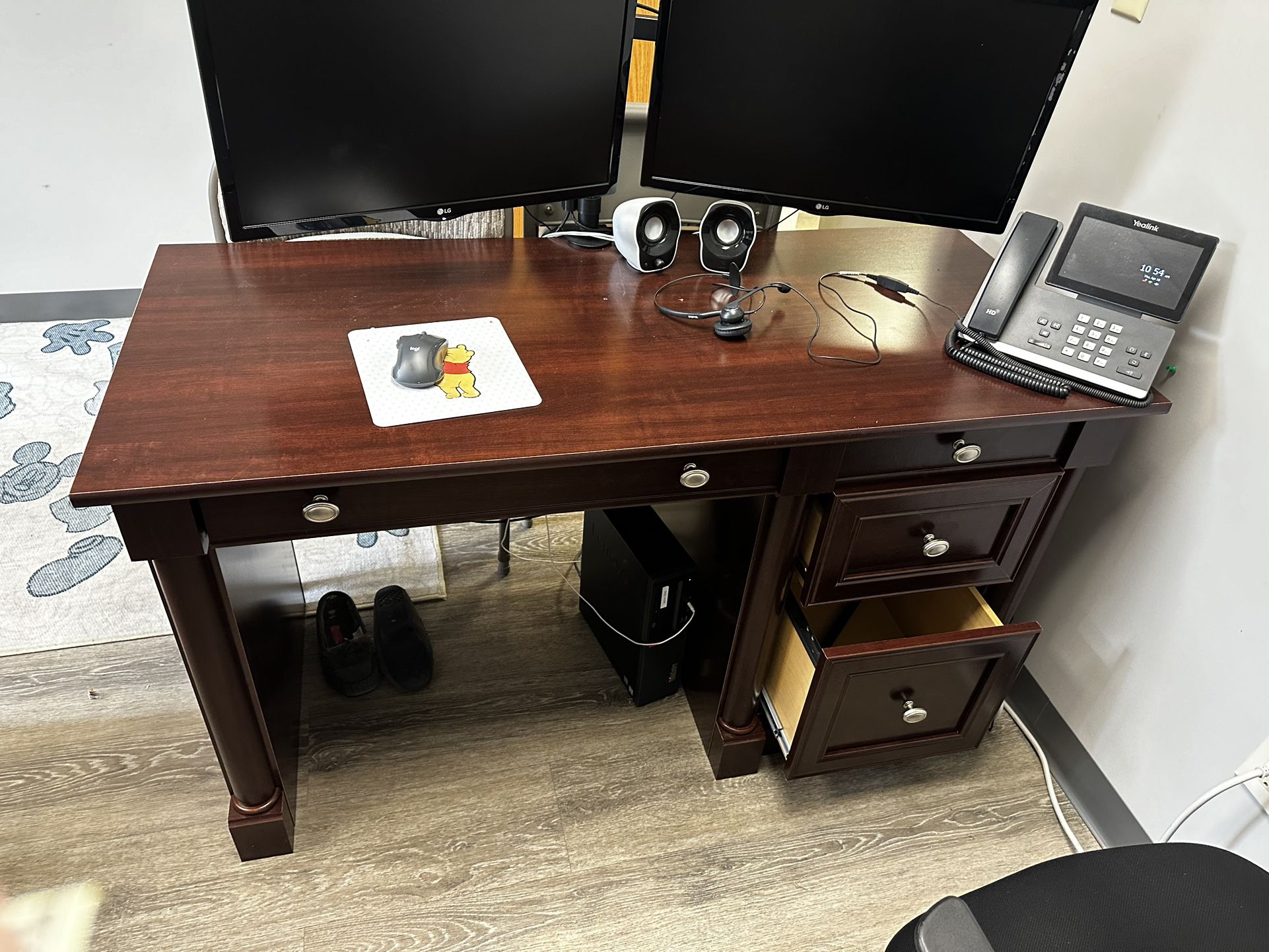 Office Desk- Brand new 