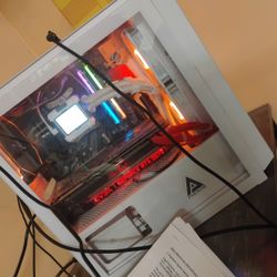 2070 Super, 16gb Ram 4000mhz, Aio Cooler Gaming Pc