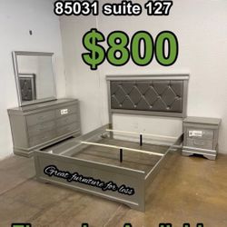 Queen Size 4 PCs Bedroom Set Include Bed Frame Dresser Mirror And Nigstand Brand New