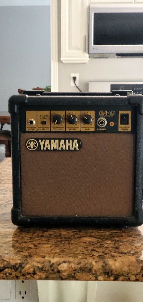 YAMAHA Amplifier