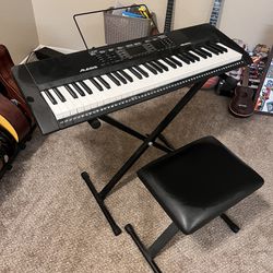 Keyboard With Stand And Stool