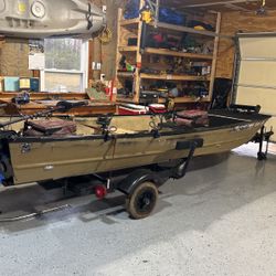 1452 Jon Boat $4000