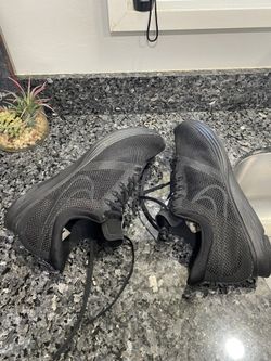 Men’s Nike Zoom Strike Size 13
