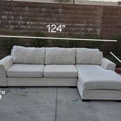 Used Sectional Couch / Free Delivery 