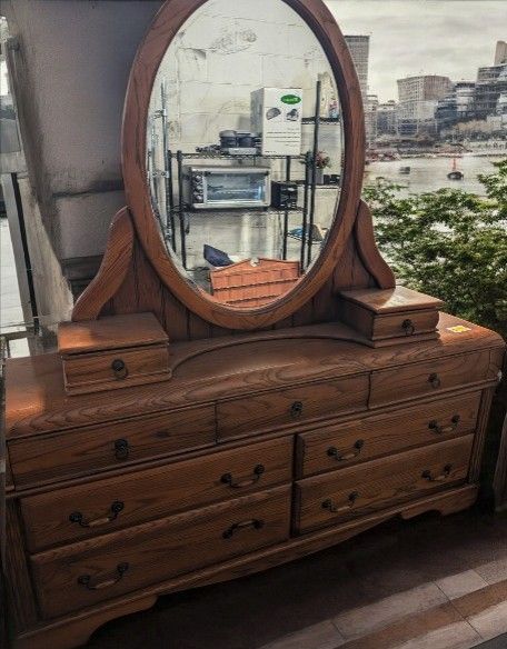 Beautiful dresser and mirror