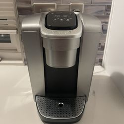 Keurig K-Elite Single-Serve Coffee Maker – Lightly Used