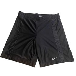 Vintage Nike Shorts Men Medium Black Y2K Basketball Embroidered Logo Athletic