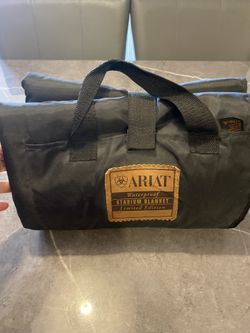Ariat Limited Edition Black Fleece Lined Waterproof Stadium Blanket