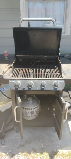 Char-Broil Performance Series gas grill with: