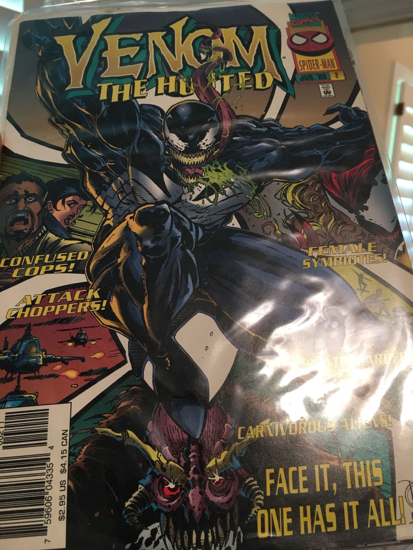 Venom-The Hunted-Marvel Comic-Great Condition!