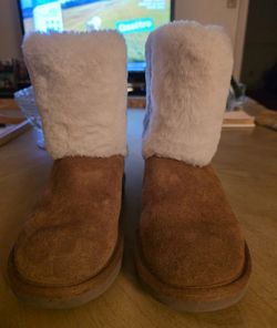 UGG Koolaburra by UGG GIRLS ANKLE BOOTS Size 2