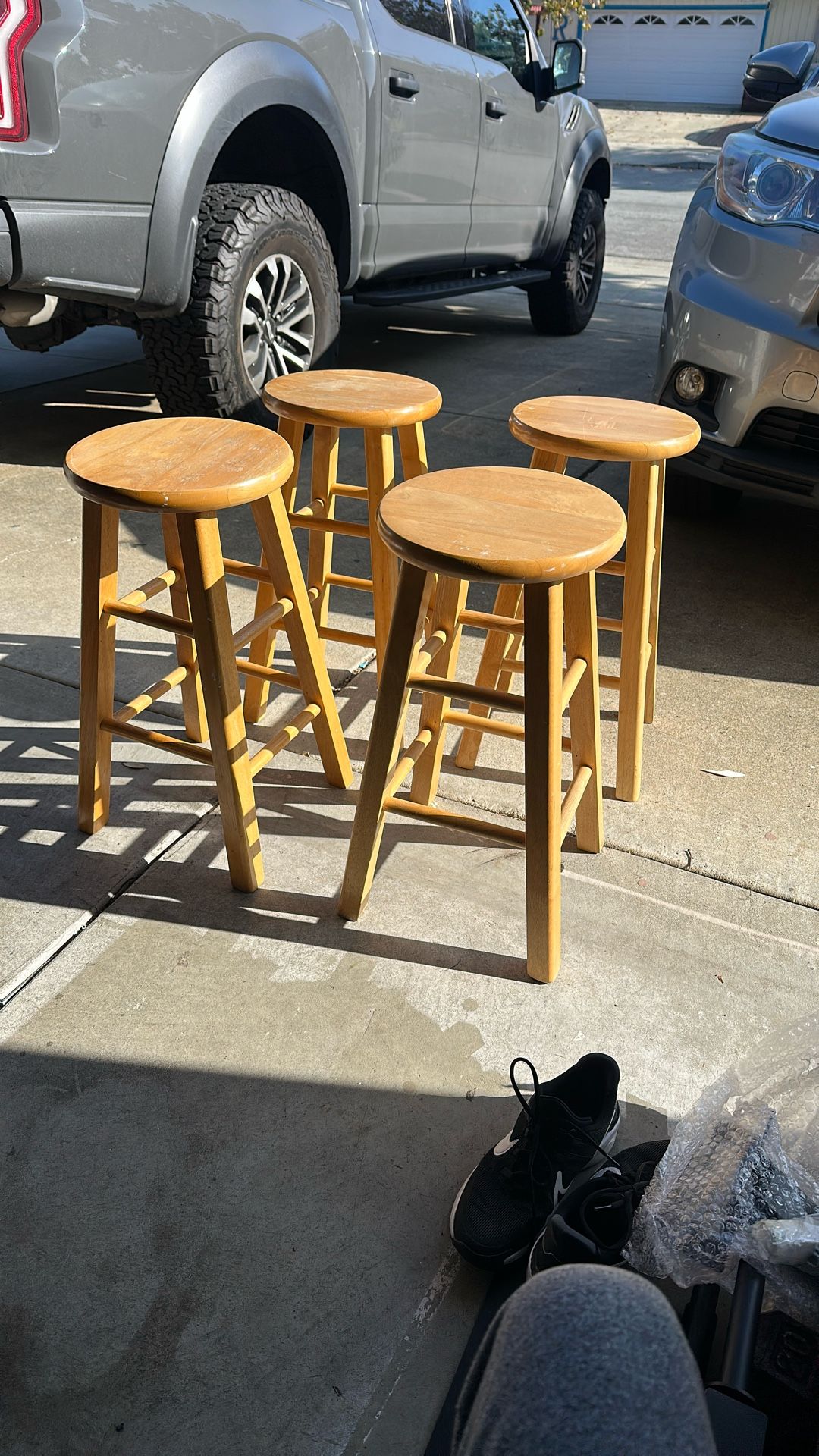 4 Bar Stools