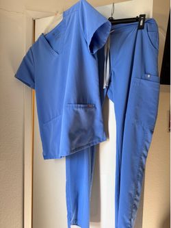 Women figs scrub set ceil blue