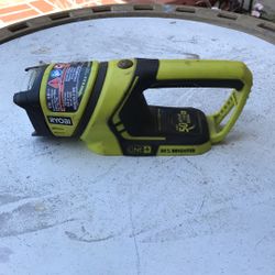 Ryobi P704 Rotation Head Flashlight 