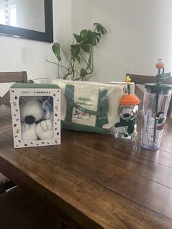 Starbucks Snoopy tumbler cup