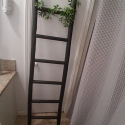 Ladder for decor