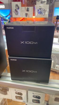 Fujifilm X-100 VI black