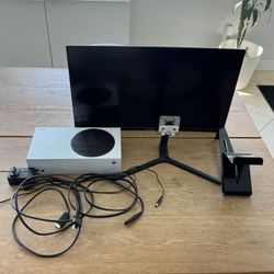 Xbox one Series S. Gaming Monitor 