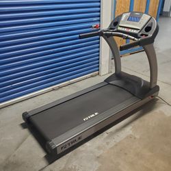 True Ps900 Commercial Grade Treadmill Local Delivery Available 