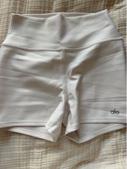 Alo yoga shorts