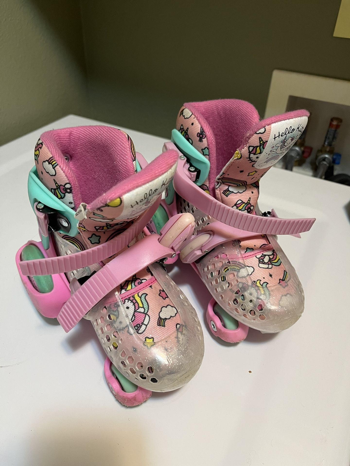Little Girls Adjustable Roller Skates