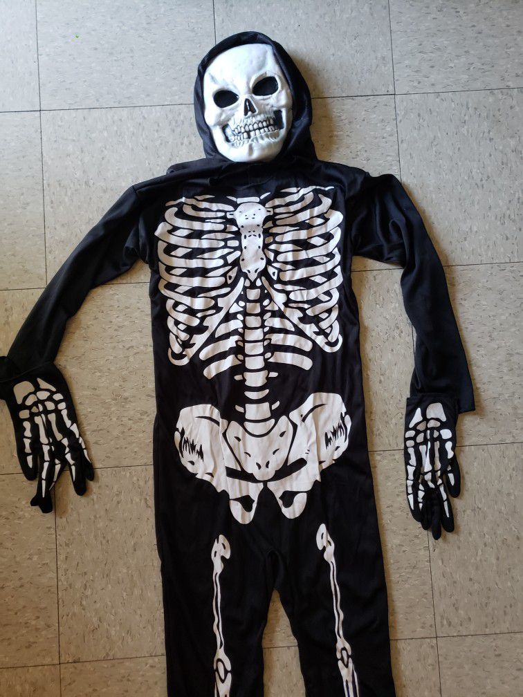 Boy Skeleton Costume Size L 