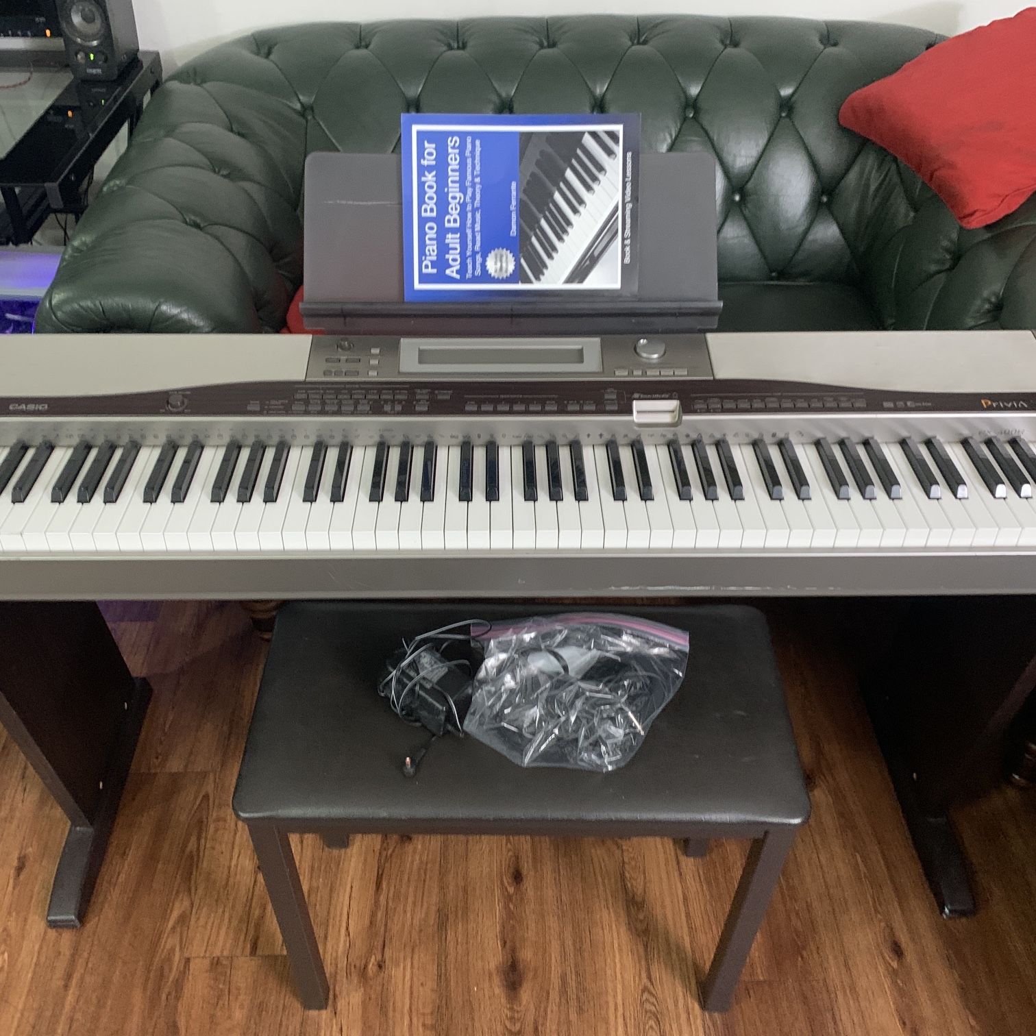 Casio Privia PX-400R Piano Weighted Keys for Sale in Anaheim, CA