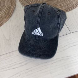 ADIDAS BLACK DISTRESSED DAD HAT