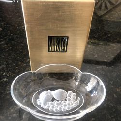 Mikasa crystal bowl
