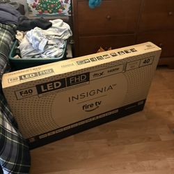 Brand New Still In Box Insignia 40 Inch Smart Fire TV (F40 Series) 