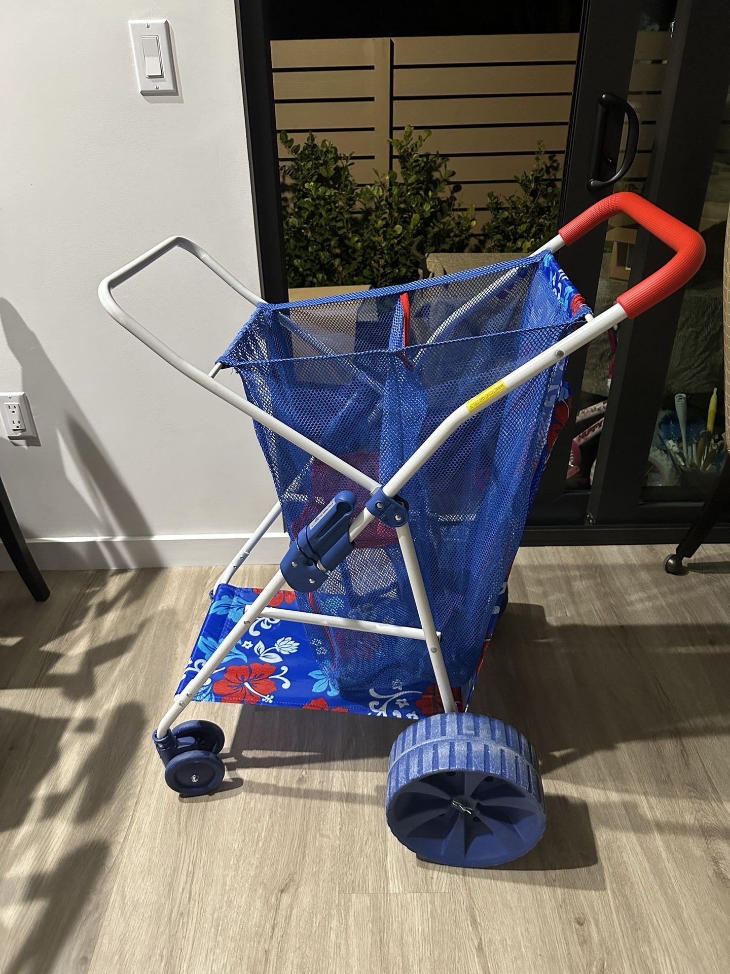 Beach Cart Rio Wonder Wheeler Deluxe Folding