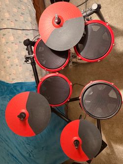 Alesis Nitro Max E-Drum Kit (Red Edition)