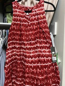 2 New USC Dress 