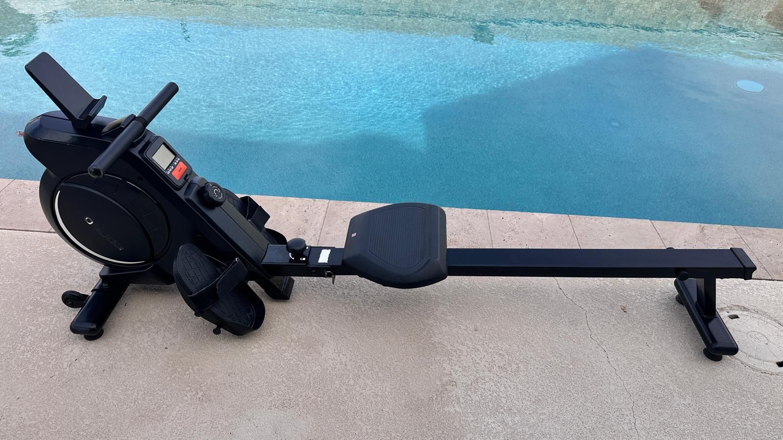 Water Rowing Machine + Cover