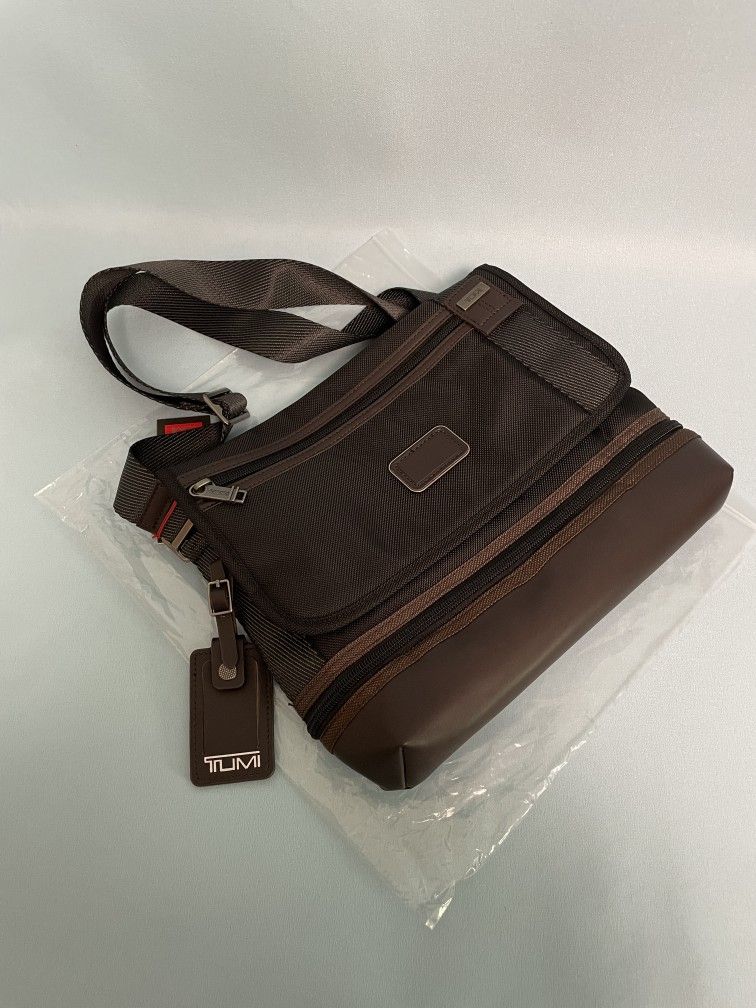 Tumi Alpha Bravo Beale Messenger Bag
