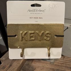 Hearth And Hand Metal Key Holder.