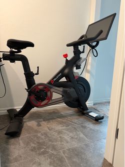 Peloton Bike