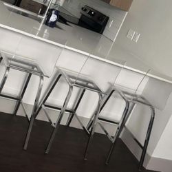 CHIC ACRYLIC Counter Chairs 🪑🤍😍