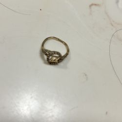 gold ring xv